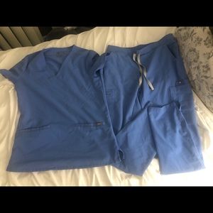 Figs scrubs